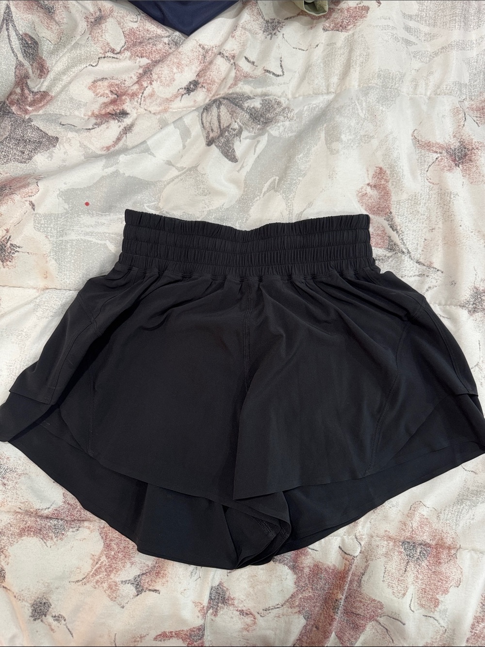 Lululemon Shake it Out Running Shorts